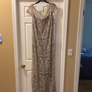 Tadashi Shoji Lace Maxi Dress in Beige - NWT